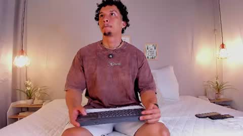 Snapshot of dominik_drake chatting on June 2026 12:59:01 PM Dominik Drake online show from June 2026 12:59:01 PM