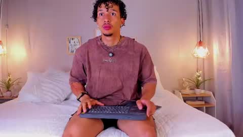 Snapshot of dominik_drake chatting on July 2026 12:20:02 PM Dominik Drake online show from July 2026 12:20:02 PM
