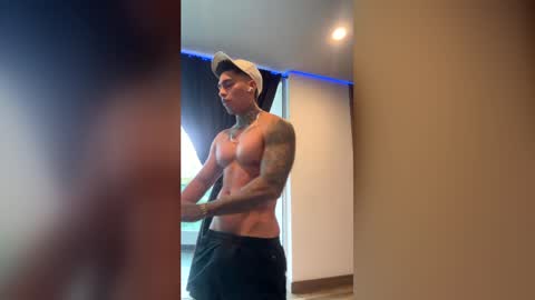 Only fans Ronnie col---InstaRonniecolleman  online show from May 2026 12:01:01 PM