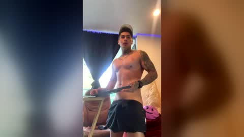 Snapshot of dominiofit chatting on June 2026 11:48:01 AM Only fans Ronnie col---InstaRonniecolleman online show from June 2026 11:48:01 AM