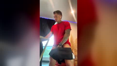 Snapshot of dominiofit chatting on July 2026 11:40:01 AM Only fans Ronnie col---InstaRonniecolleman online show from July 2026 11:40:01 AM