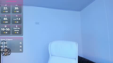 Snapshot of dominique_21x chatting on February 2025 06:20:02 AM DOMINIC online show from February 2025 06:20:02 AM