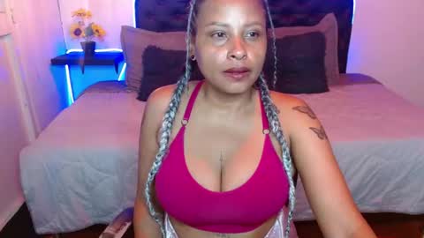  D O M I N K  online show from November 2025 08:26:01 AM