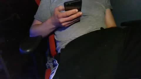 Snapshot of domse999 chatting on April 2026 02:00:02 AM domse999 online show from April 2026 02:00:02 AM