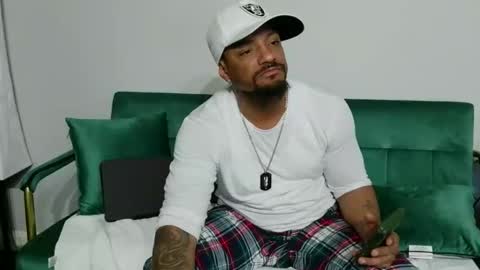 Snapshot of dong_masterson chatting on March 2026 11:54:02 PM Gifted online show from March 2026 11:54:02 PM