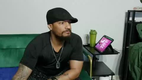 Snapshot of dong_masterson chatting on March 2026 11:30:02 PM Gifted online show from March 2026 11:30:02 PM