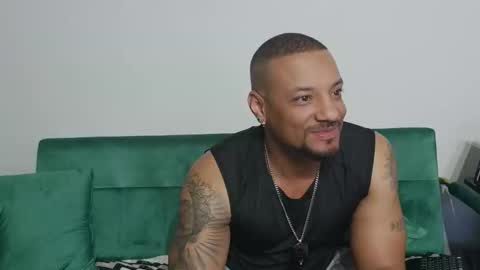 Snapshot of dong_masterson chatting on March 2026 08:45:01 PM Gifted online show from March 2026 08:45:01 PM