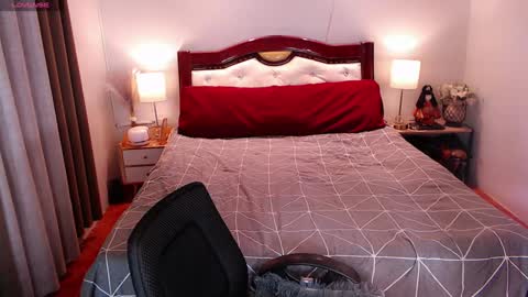 donia_maria online show from December 2024 10:47:01 PM