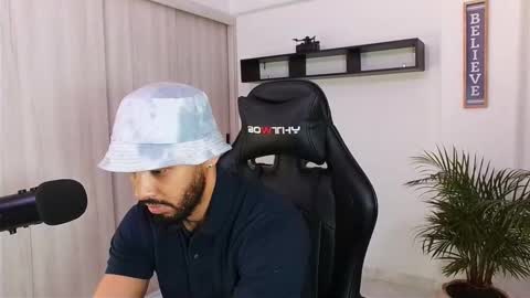 Victor online show from October 2025 05:41:02 PM