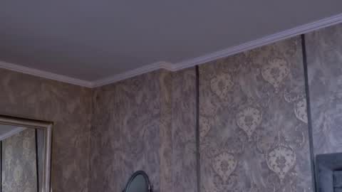 Snapshot of donna_klein chatting on November 2025 07:25:02 PM Donna online show from November 2025 07:25:02 PM