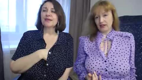 Snapshot of donnalimadonna chatting on May 2026 02:46:01 PM Tatiana 43 curvy sexy body and Joanna redhead 39 years online show from May 2026 02:46:01 PM