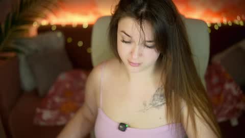 Snapshot of donnalust chatting on March 2026 08:03:02 AM DONNA online show from March 2026 08:03:02 AM