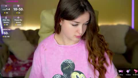 Snapshot of donnalust chatting on April 2026 01:01:01 PM DONNA online show from April 2026 01:01:01 PM