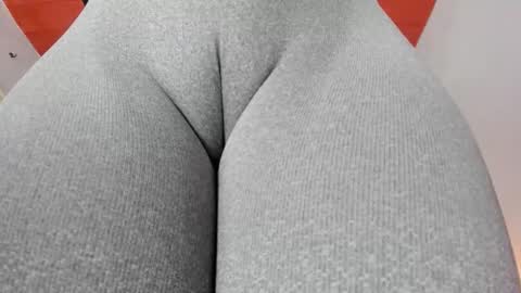 Snapshot of donnapaul_ chatting on September 2025 11:56:02 AM Paula DiazGMT-5 0730 - 1400 online show from September 2025 11:56:02 AM