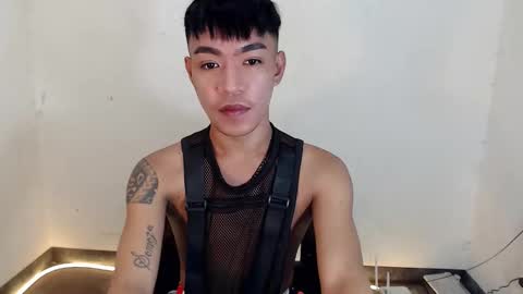 Snapshot of donnie_on_cum chatting on March 2026 03:41:02 PM donnie online show from March 2026 03:41:02 PM