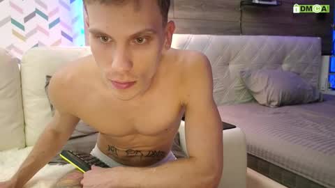 Snapshot of donnikon chatting on September 2025 08:31:01 PM Nikon online show from September 2025 08:31:01 PM