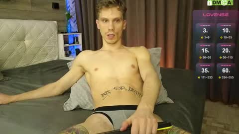 Snapshot of donnikon chatting on November 2025 08:19:01 PM Nikon online show from November 2025 08:19:01 PM