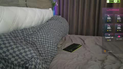 Snapshot of donnikon chatting on April 2026 07:58:02 PM Nikon online show from April 2026 07:58:02 PM