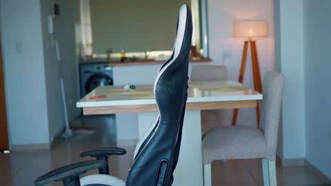 Donatella online show from January 2026 11:59:02 AM