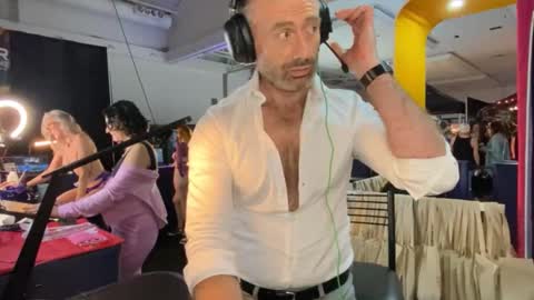 Donny online show from February 2026 02:48:01 AM