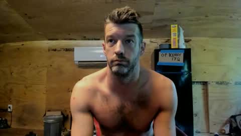 Snapshot of dontjumpoffthebridge chatting on April 2026 02:00:02 PM dontjumpoffthebridge online show from April 2026 02:00:02 PM