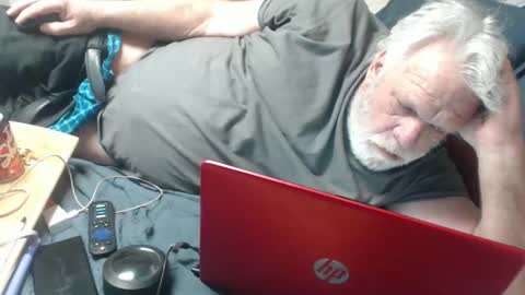 Snapshot of doouugcumming chatting on April 2026 05:57:01 PM cummingdoouug online show from April 2026 05:57:01 PM