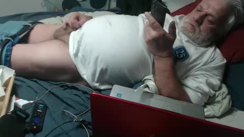 Snapshot of doouugcumming chatting on April 2026 02:10:02 PM cummingdoouug online show from April 2026 02:10:02 PM