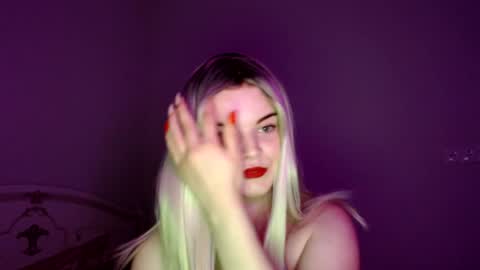 Snapshot of doratixx0 chatting on April 2026 08:43:02 PM dorati online show from April 2026 08:43:02 PM