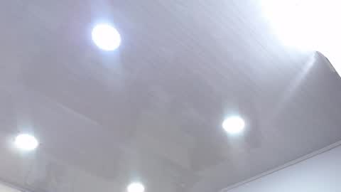 Anny online show from April 2026 12:25:01 PM