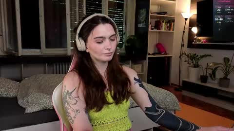Snapshot of dorfmatratze_ chatting on May 2026 06:00:02 AM Alice online show from May 2026 06:00:02 AM