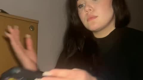 Doriana  online show from November 2025 10:20:02 PM