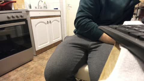 Snapshot of doriancretu95 chatting on December 2024 07:38:02 PM menu below online show from December 2024 07:38:02 PM