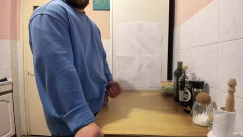 Snapshot of doriancretu95 chatting on December 2024 08:39:01 PM menu below online show from December 2024 08:39:01 PM