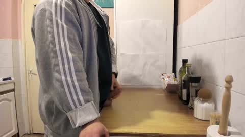 Snapshot of doriancretu95 chatting on February 2025 03:12:02 PM menu below online show from February 2025 03:12:02 PM