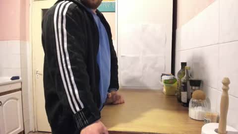 Snapshot of doriancretu95 chatting on March 2025 07:15:02 PM menu below online show from March 2025 07:15:02 PM