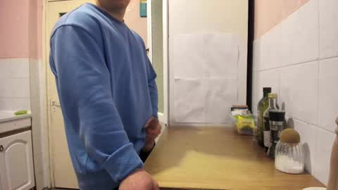 Snapshot of doriancretu95 chatting on March 2025 03:38:02 PM menu below online show from March 2025 03:38:02 PM