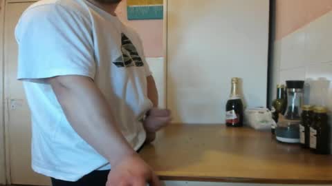 Snapshot of doriancretu95 chatting on April 2026 12:15:02 PM menu below online show from April 2026 12:15:02 PM