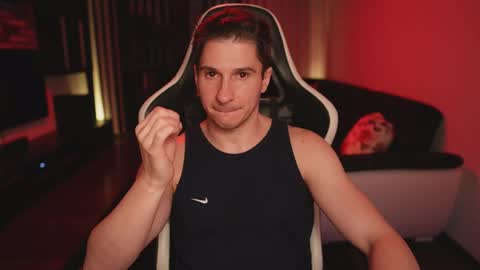 Snapshot of dorianreyes chatting on April 2026 11:10:02 PM Dorian Reyes online show from April 2026 11:10:02 PM