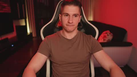 Snapshot of dorianreyes chatting on April 2026 11:05:01 PM Dorian Reyes online show from April 2026 11:05:01 PM