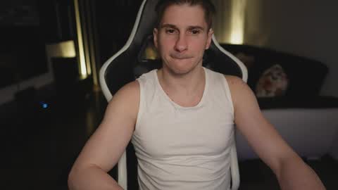 Snapshot of dorianreyes chatting on April 2026 12:03:02 AM Dorian Reyes online show from April 2026 12:03:02 AM