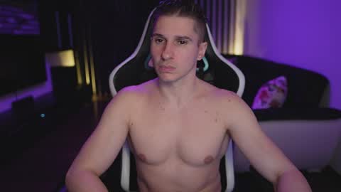 Snapshot of dorianreyes chatting on April 2026 11:38:02 PM Dorian Reyes online show from April 2026 11:38:02 PM