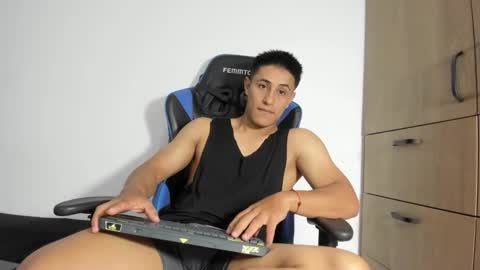 dorman_boy online show from February 2026 10:32:02 PM