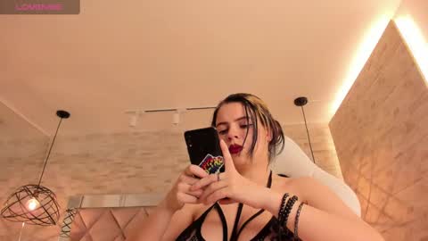  DOROTHY online show from March 2025 03:48:02 AM