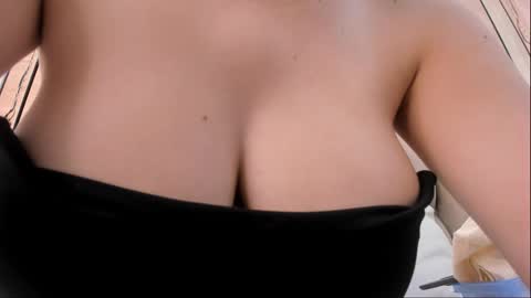 Snapshot of dorothy_vegga chatting on February 2026 04:56:01 AM DOROTHY online show from February 2026 04:56:01 AM