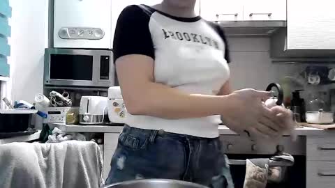 Dorrie Ann online show from February 2025 06:38:01 PM