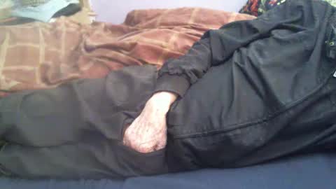 Snapshot of dorsetbiker714 chatting on April 2026 10:41:02 AM Hello welcome to Slutsville I am the Naked Chef really but you may call me Peter online show from April 2026 10:41:02 AM