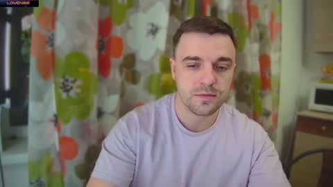 Snapshot of dosilasa chatting on December 2024 05:06:02 PM Sasha online show from December 2024 05:06:02 PM