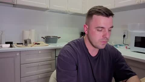 Snapshot of dosilasa chatting on September 2025 08:44:02 PM Sasha online show from September 2025 08:44:02 PM