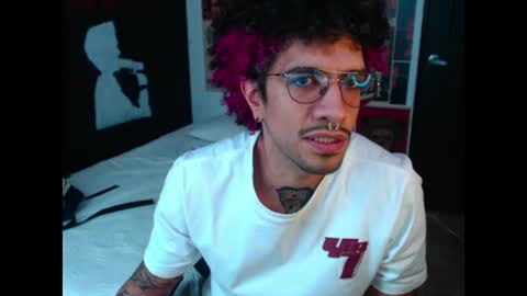 Snapshot of dostoyrodia_34 chatting on June 2026 08:33:02 PM will online show from June 2026 08:33:02 PM