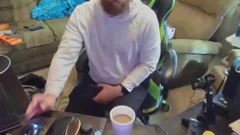 Snapshot of dotyoureyezez chatting on December 2024 06:42:02 PM DotYourEyezez online show from December 2024 06:42:02 PM